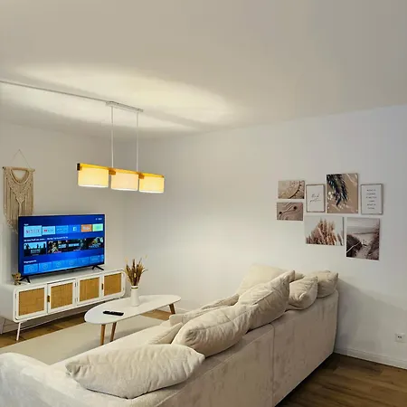 Charmante In -ihr Perfektes Zuhause Am Meer! Terasse, Parken & Strand! W1 Apartman