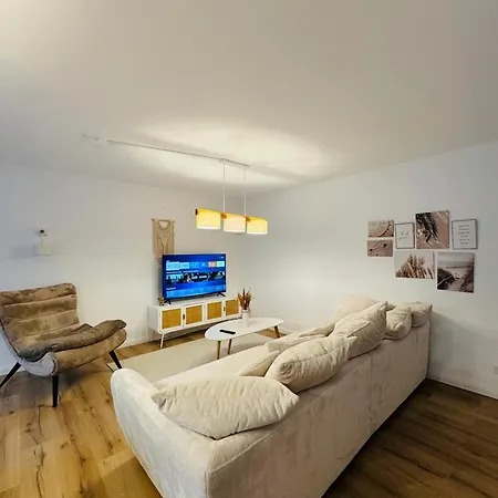 Charmante In -ihr Perfektes Zuhause Am Meer! Terasse, Parken & Strand! W1 * Scharbeutz