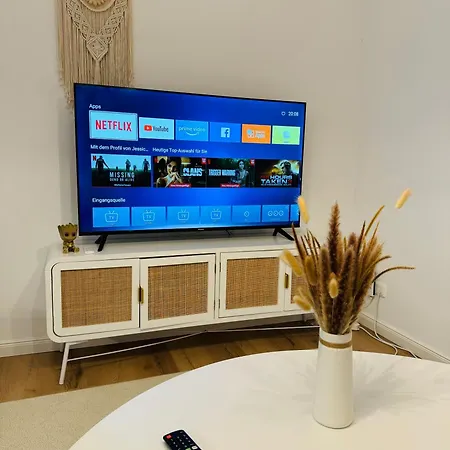 Charmante In -ihr Perfektes Zuhause Am Meer! Terasse, Parken & Strand! W1 Scharbeutz